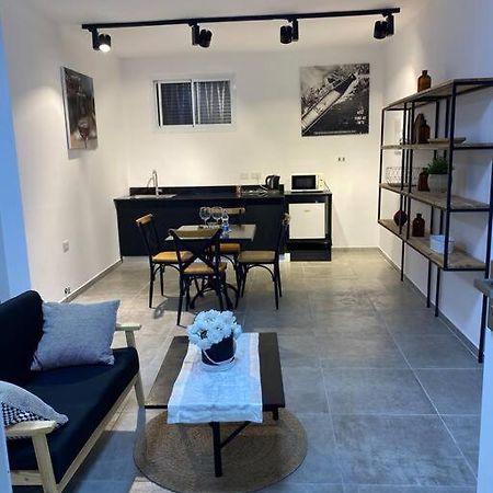 הדירה בדובדבן - The Apartment In Dovdvan Tiberíades Exterior foto